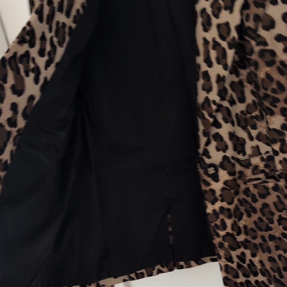 Cache Leopard Print Blazer in Brown and Black - Picture 3 of 9